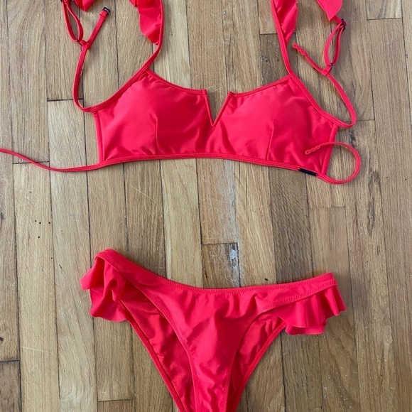 Kendall+ Kylie swimsuit swimwear red MSRP $120 size XL - Picture 2 of 4